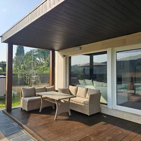 Ceranzos 61b Pool House *