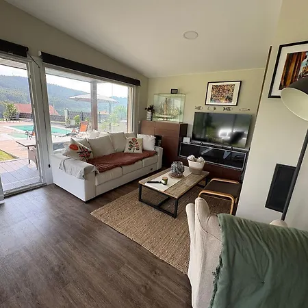 Vakantiehuis Ceranzos 61b Pool House