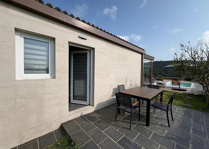Ceranzos 61b Pool House 펜션